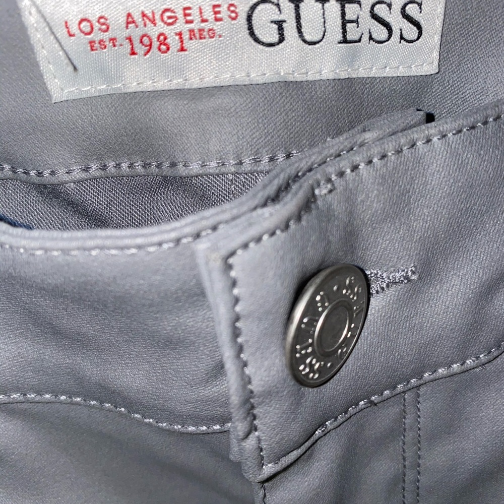 Guess - Picture 2 of 3